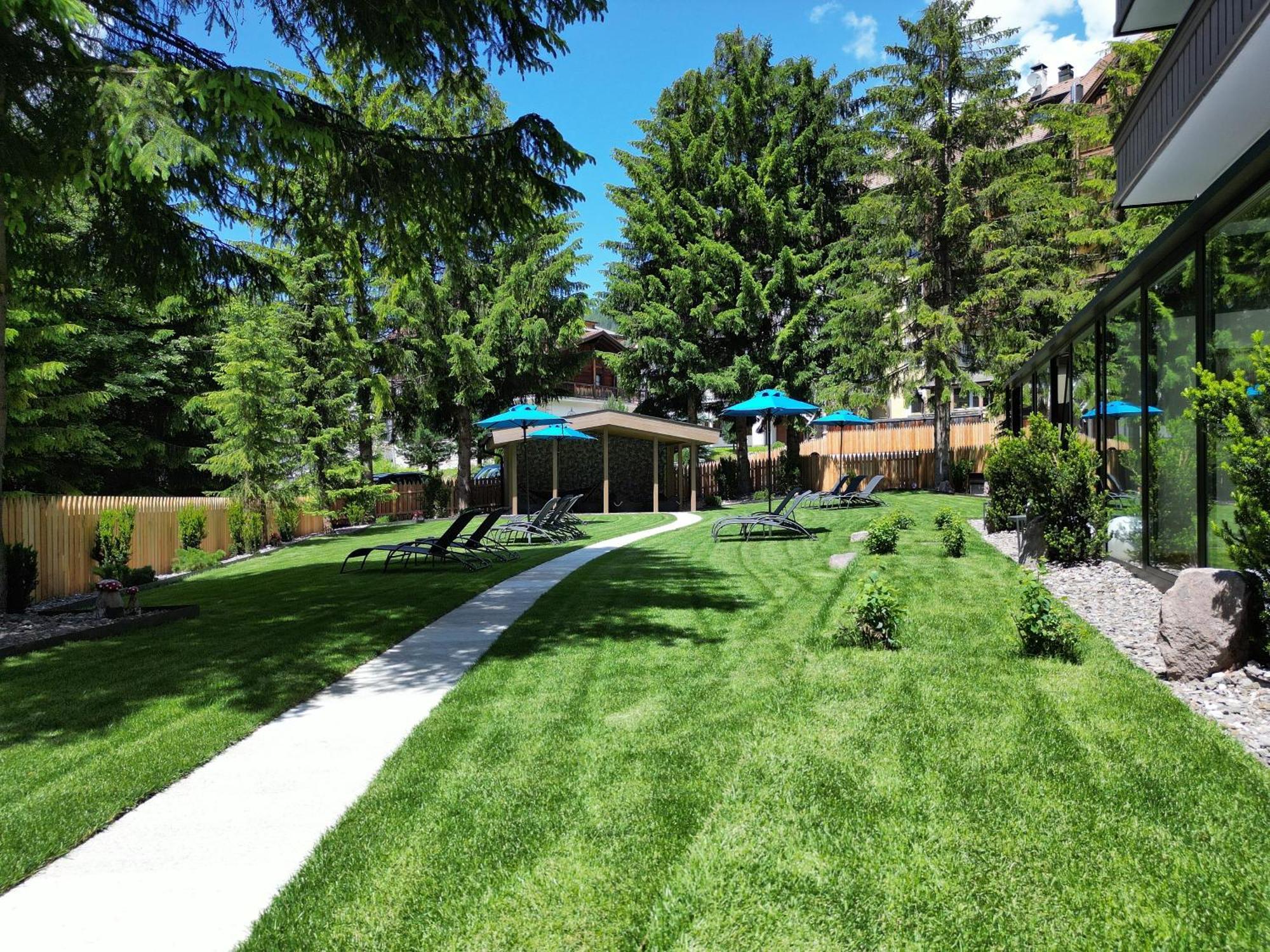 The Laurin Small & Charming Selva di Val Gardena Exterior photo